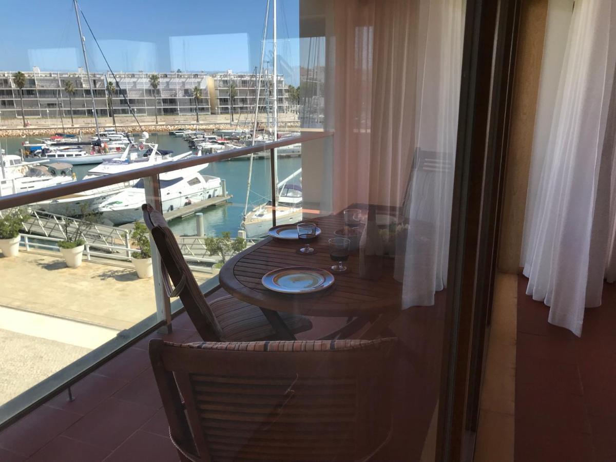 Marina Starboard Apartment, Lagos Buitenkant foto