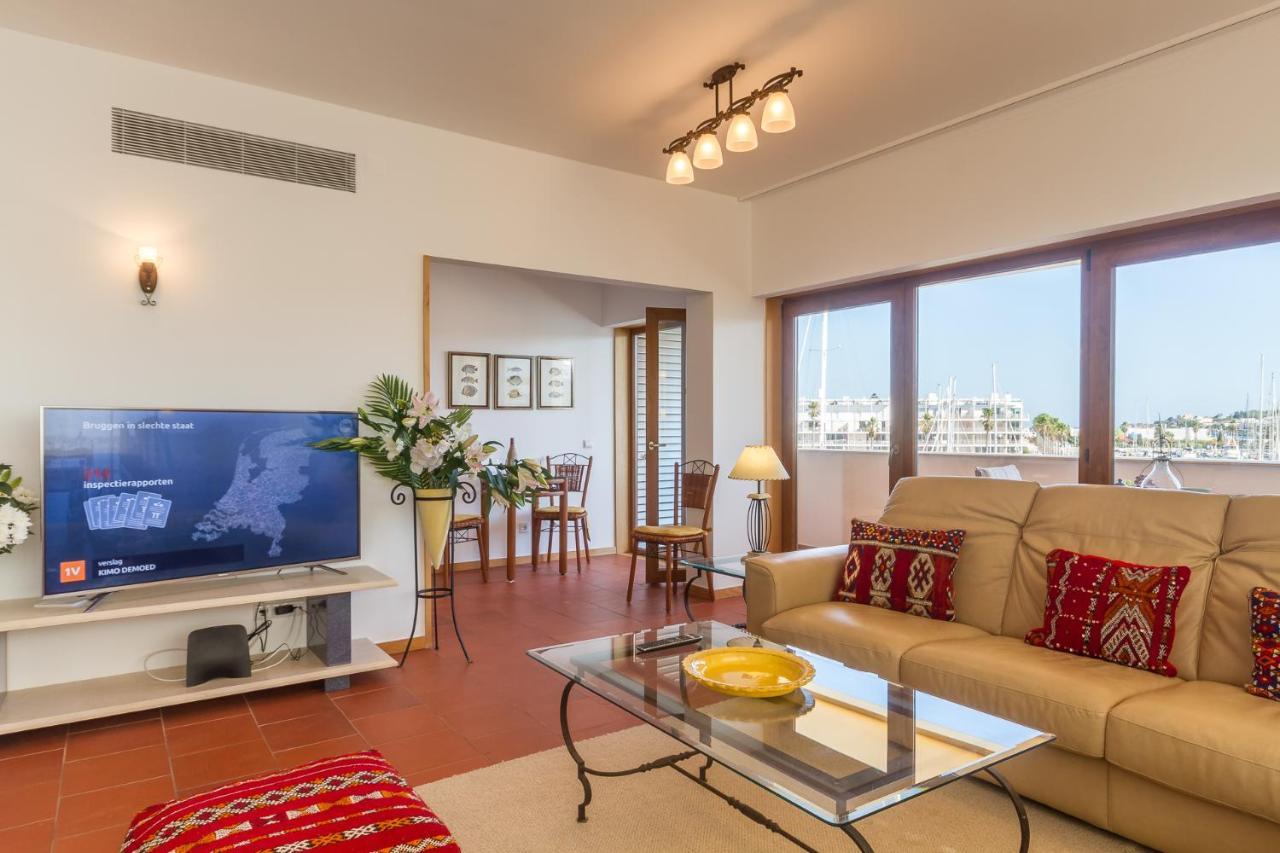 Marina Starboard Apartment, Lagos Buitenkant foto