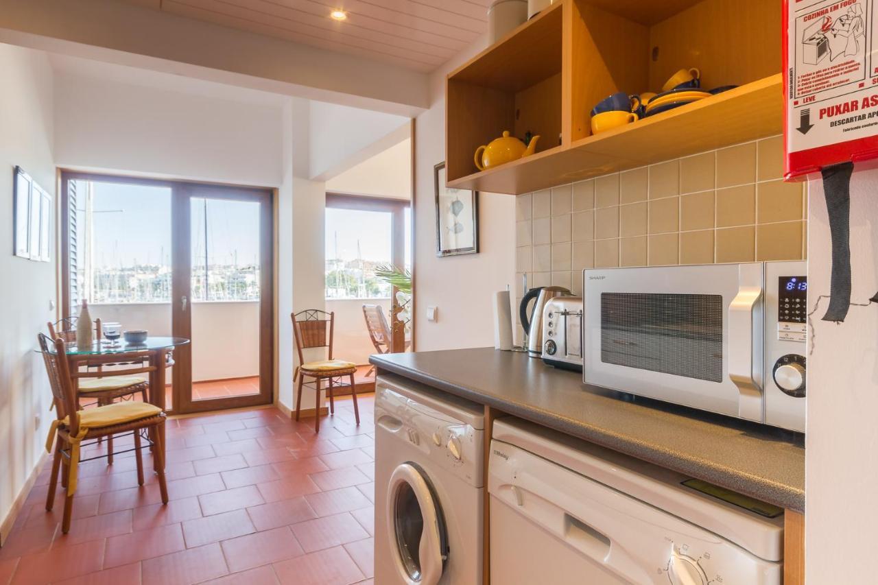 Marina Starboard Apartment, Lagos Buitenkant foto